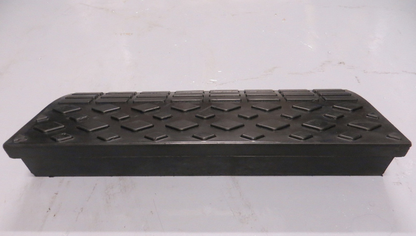 Sara Ramps - Polymer rubber Kerb Ramp